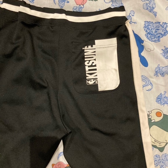 Maison Kitsune x NBA collab jogger pants - Picture 3 of 14